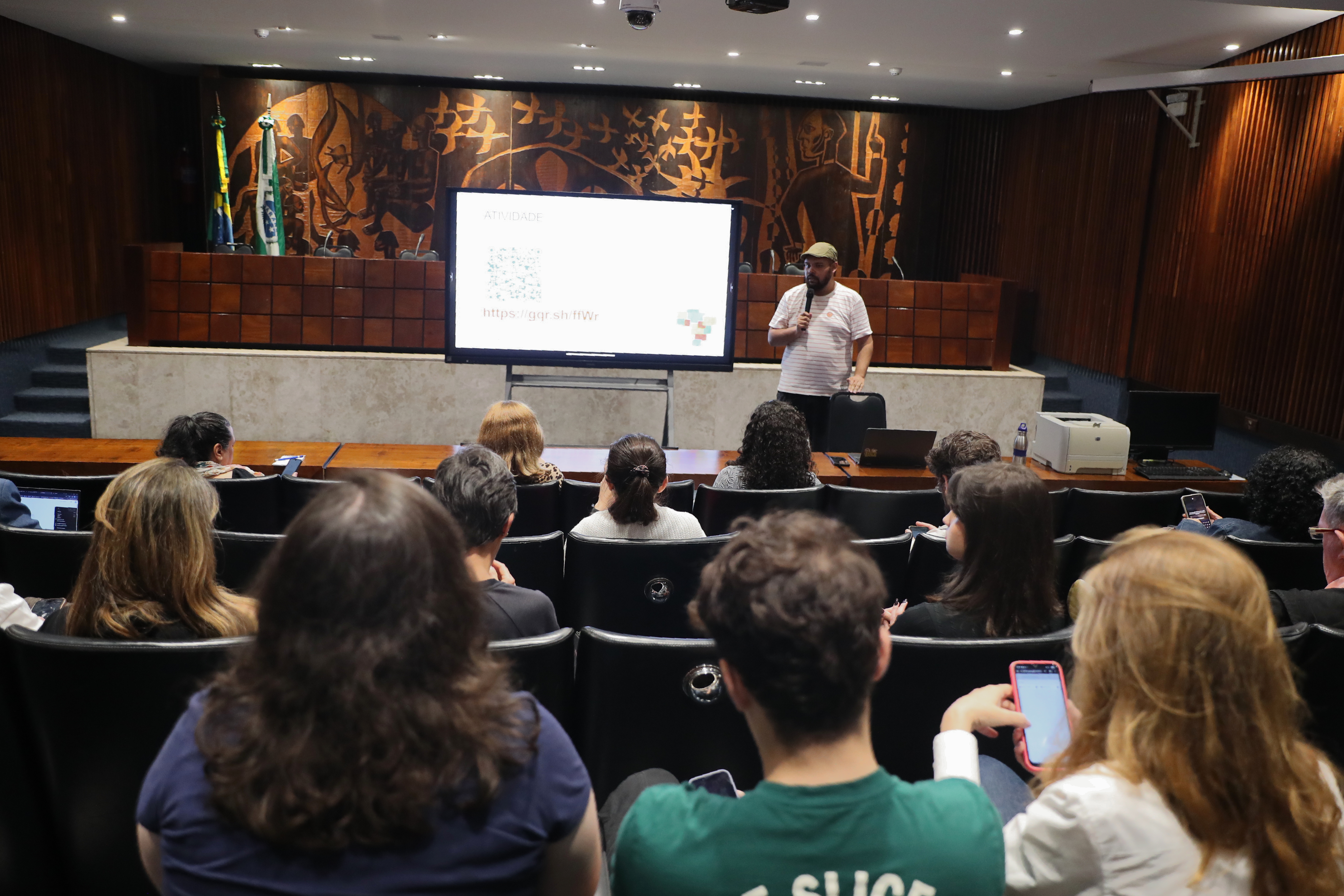 Segunda oficina ocorreu na manhã desta quinta-feira (11), no Plenarinho.