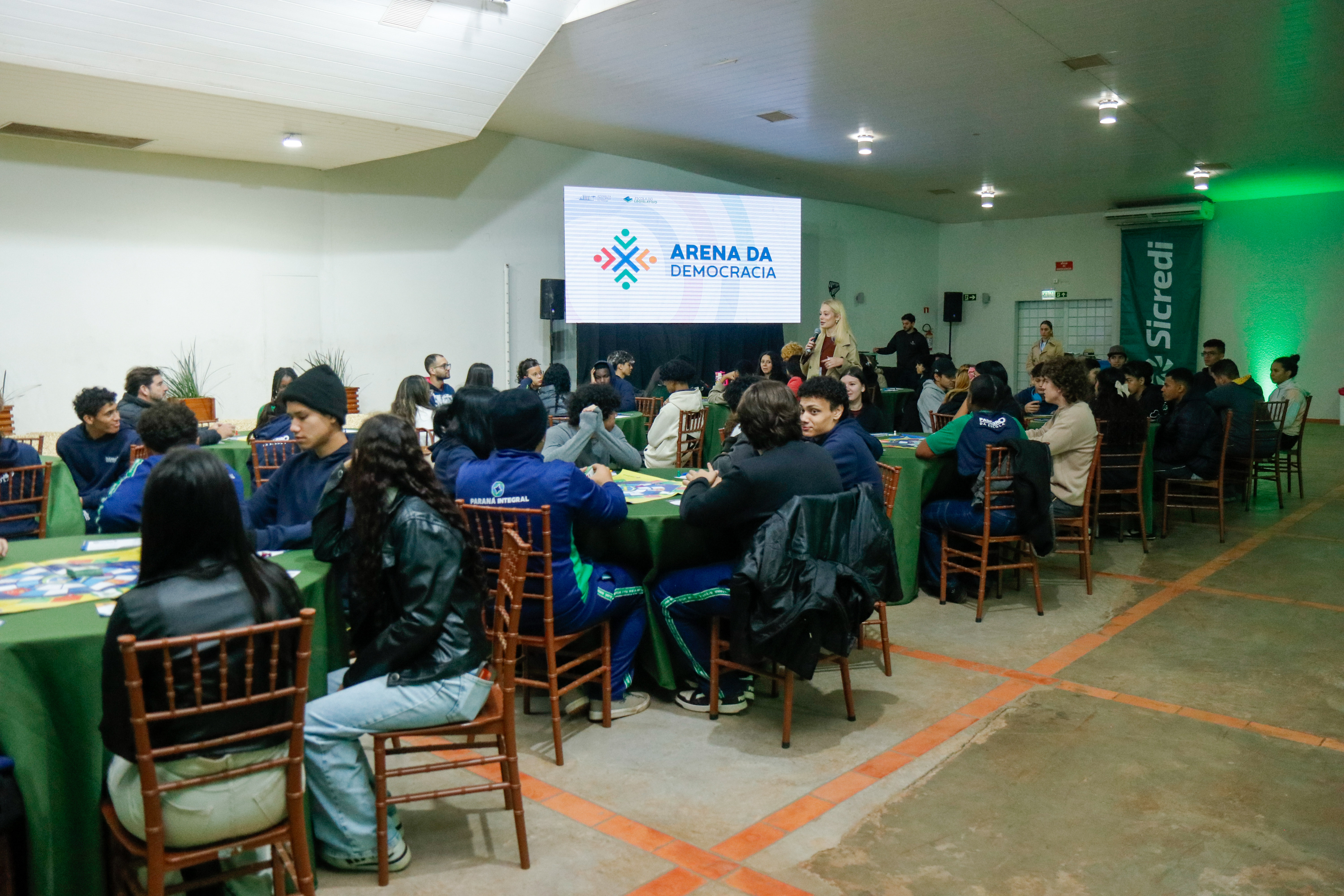Durante os quatro dias de atividades, 569 estudantes participaram da Arena da Democracia.