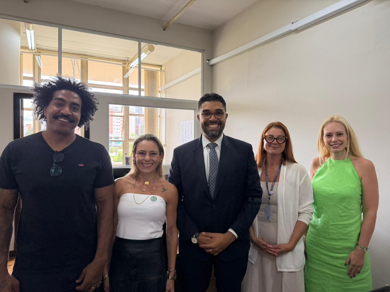 Visita ocorreu na manhã desta terça-feira (10)