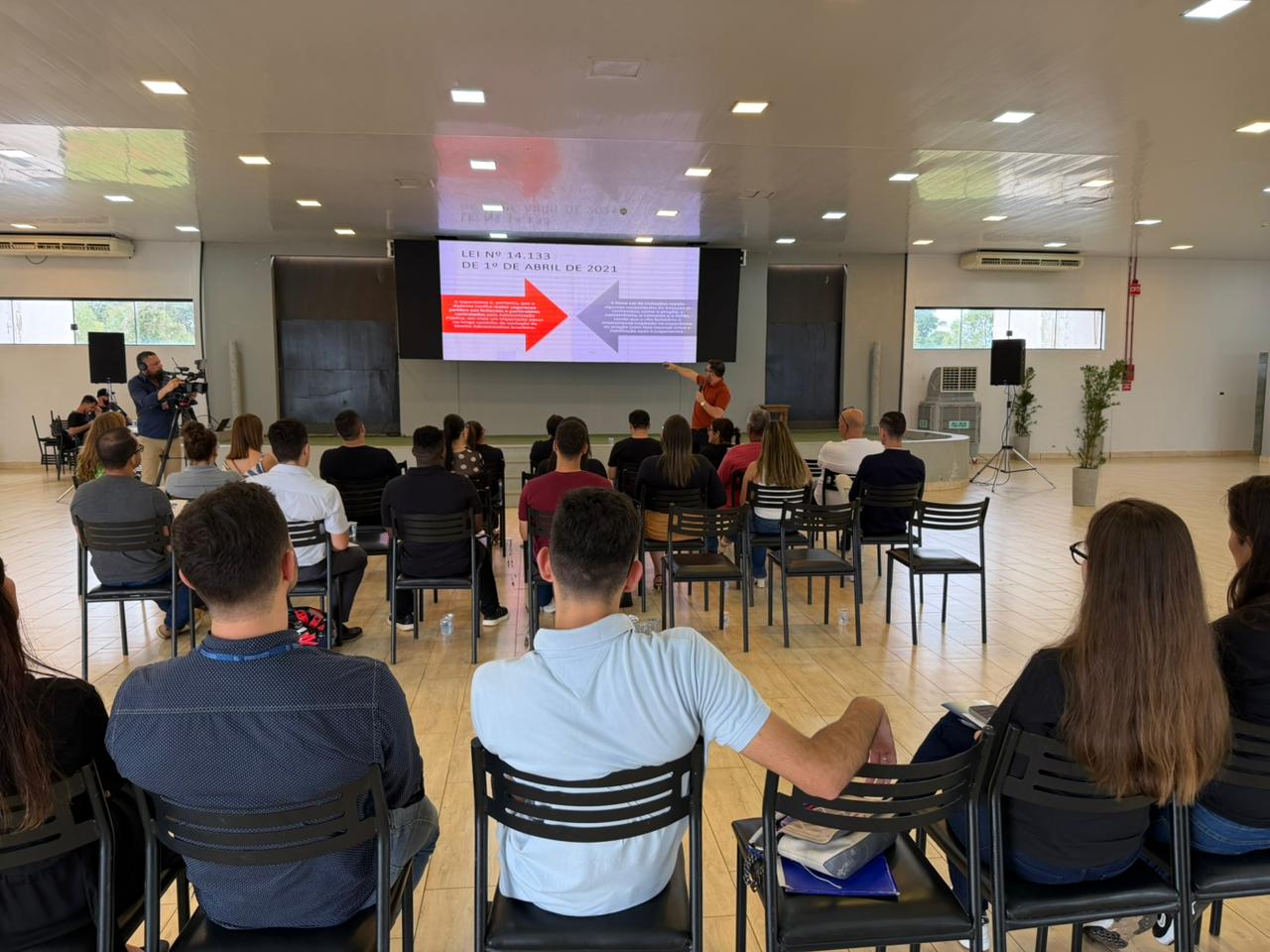 Palestra ocorreu na tarde desta quarta-feira (11).