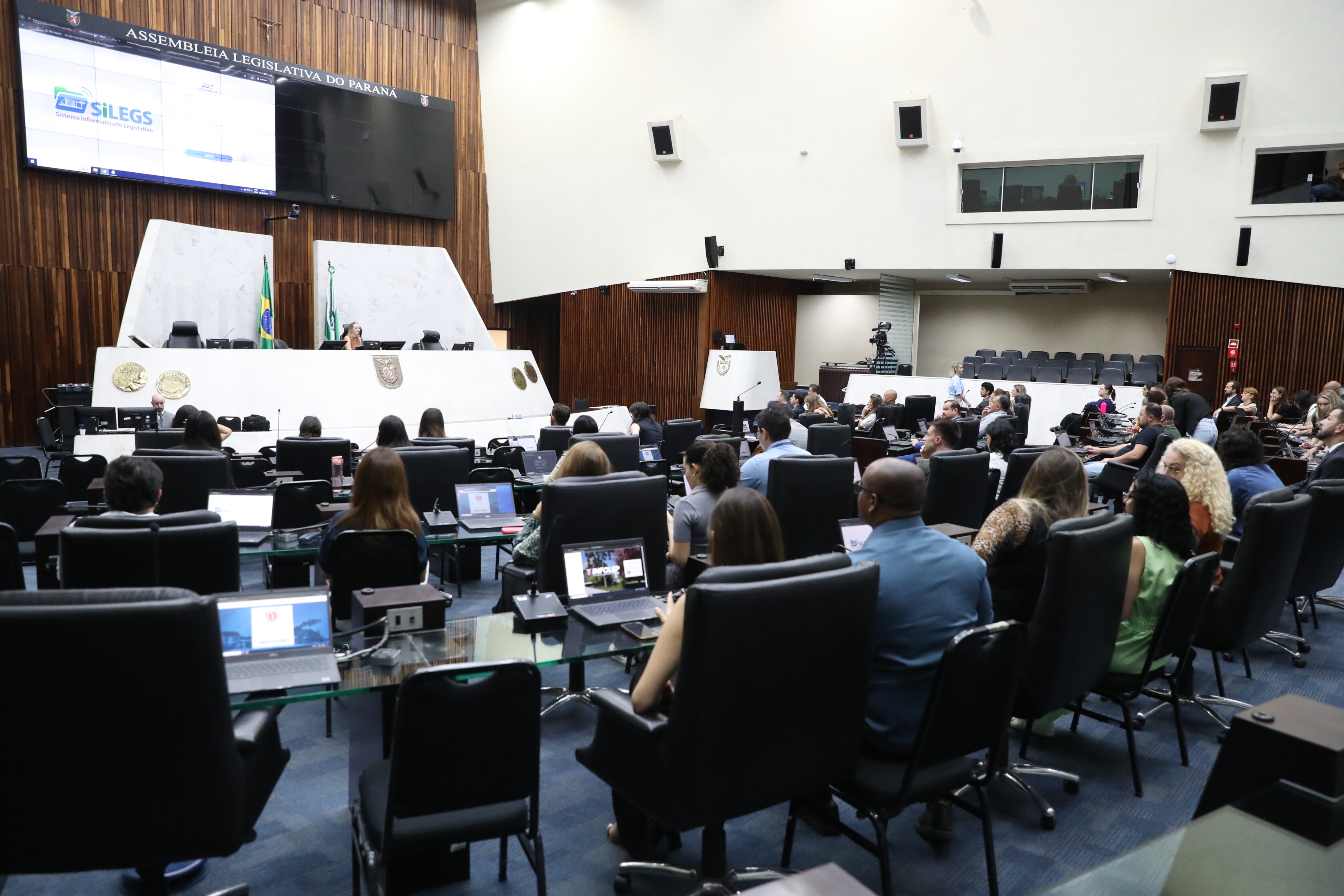 A capacitação teve o objetivo de apresentar a nova ferramenta do Sistema Informatizado Legislativo (SILEGS).